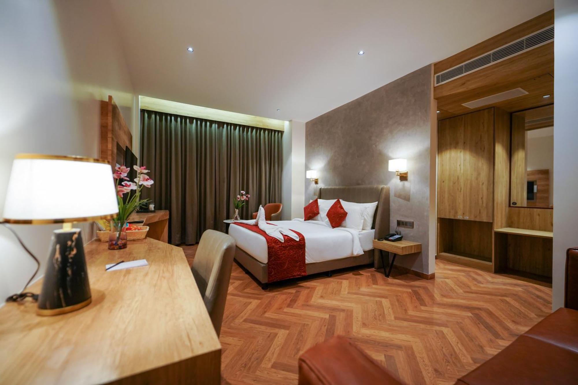 Hotel Park Inn Nellore - Near The Hospital & Highway エクステリア 写真